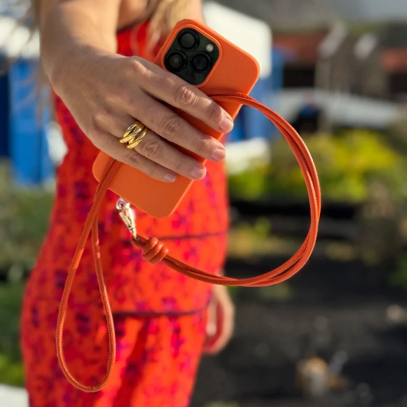 Colgador móvil piel naranja