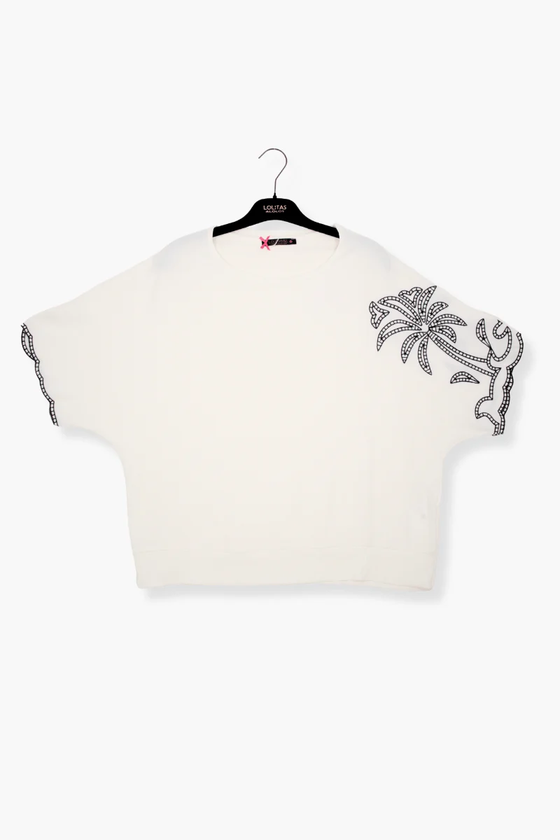 Camiseta Preloved blanca over manga bordada Lolitas&L