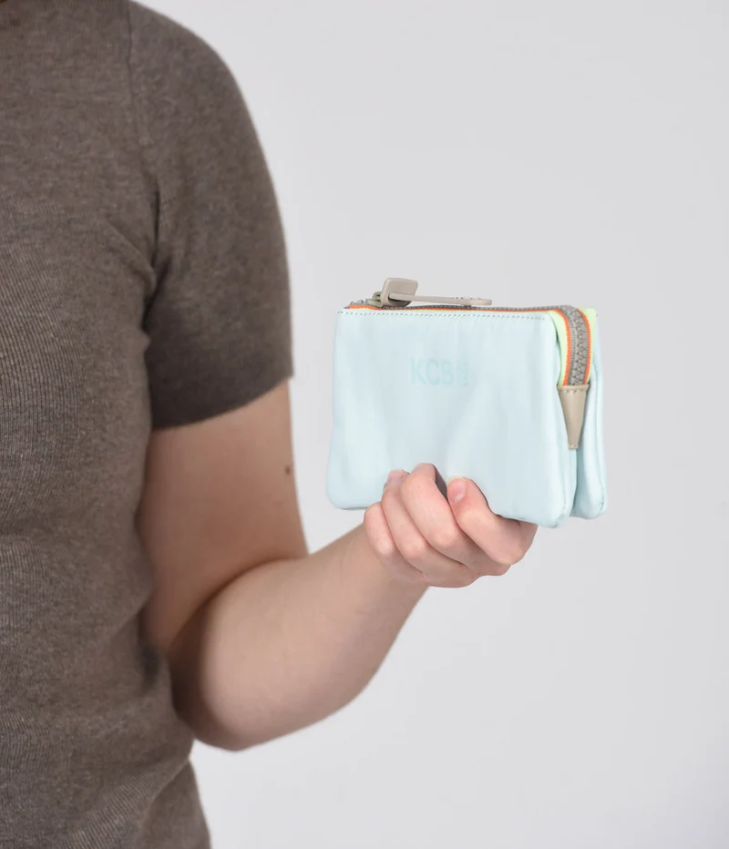 Cartera trifold grande KCB Glow