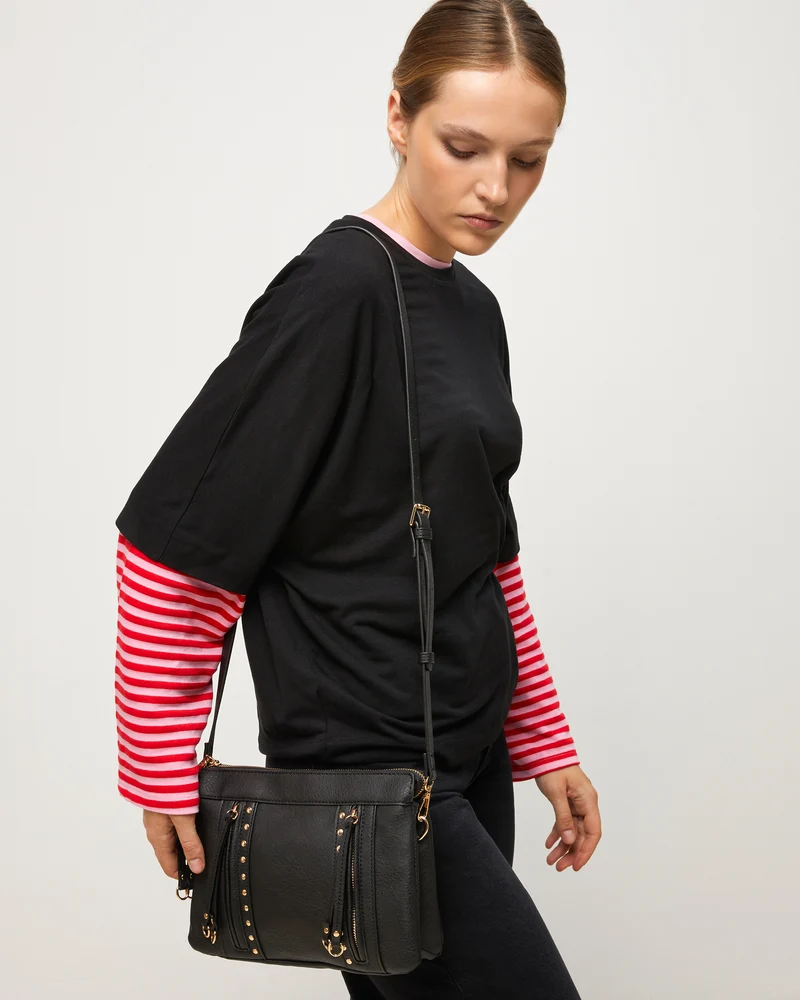 Nikasi bolso bandolera con detalles metálicos