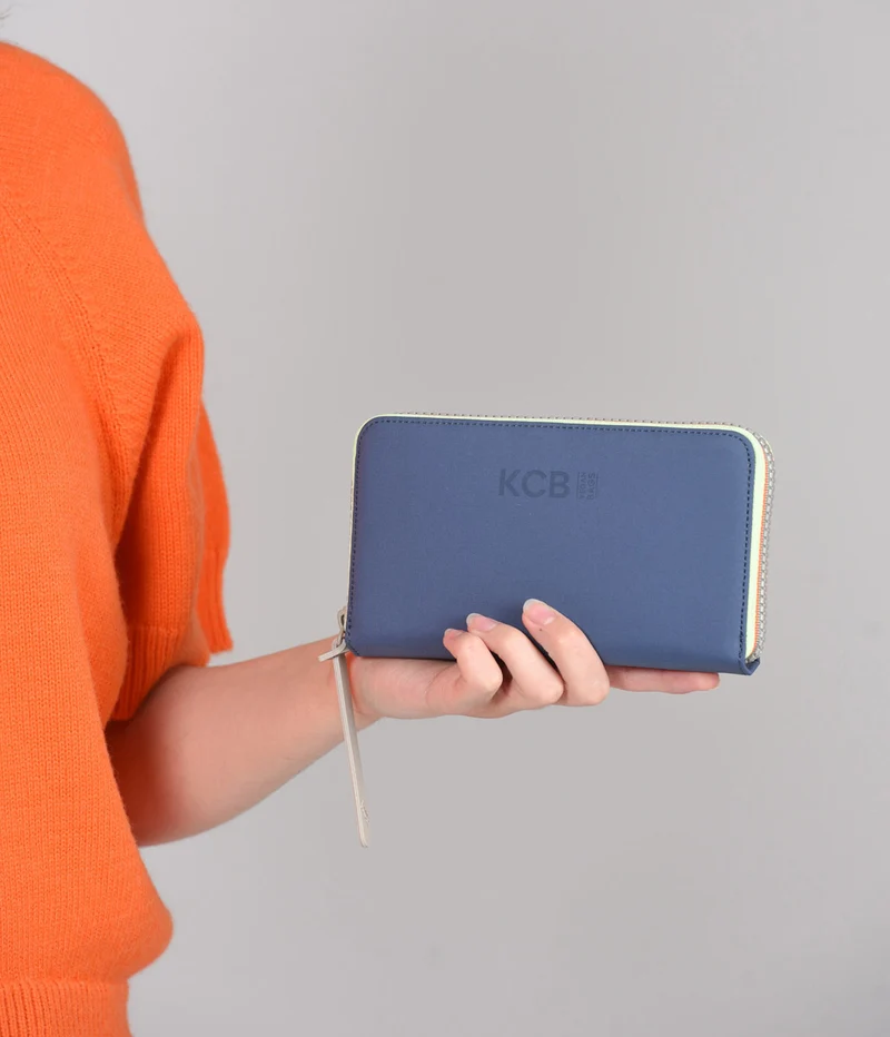 Cartera zip around KCB Glow
