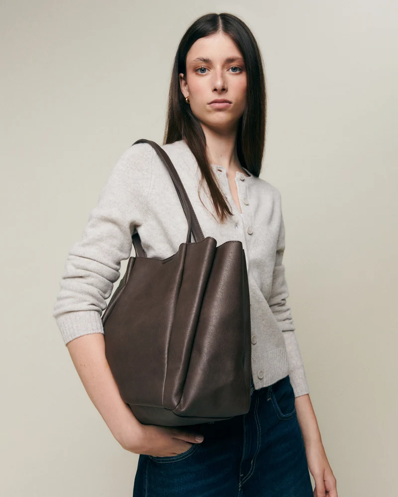Giseli bolso shopper grande con neceser extraíble ED.