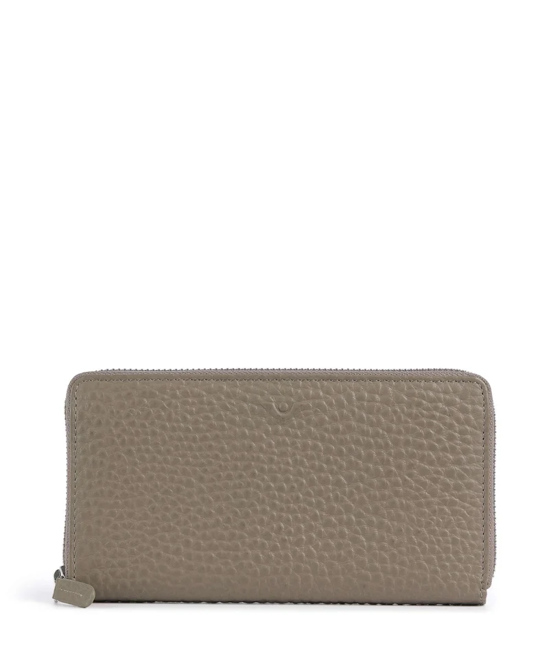 Voi Hirsch Amy Monedero sand
